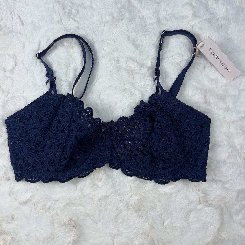 Victoria’s Secret Dream Angels Unlined Uplift Bra Navy Blue Eyelet Lace S.34C